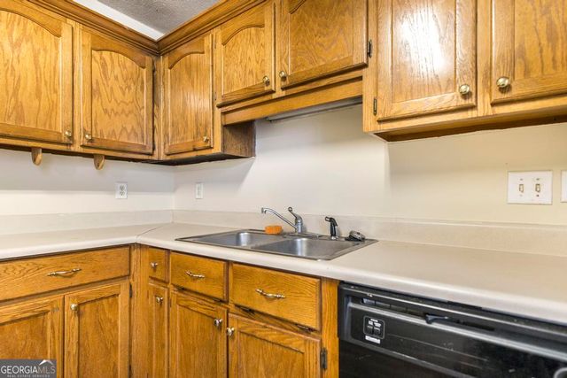 83 Hamilton Woods Drive, Warner Robins, GA 31088