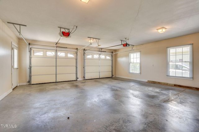 140 Willow Ridge Drive, Chuckey, TN 37641