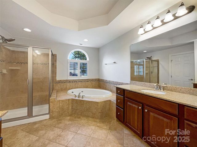 3904 Hounslow Lane, Harrisburg, NC 28075