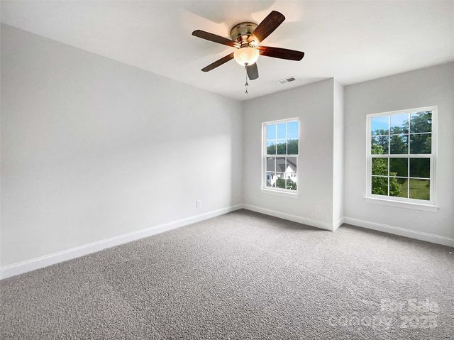 3904 Hounslow Lane, Harrisburg, NC 28075