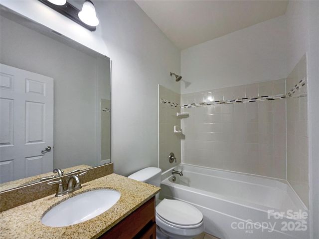 3904 Hounslow Lane, Harrisburg, NC 28075
