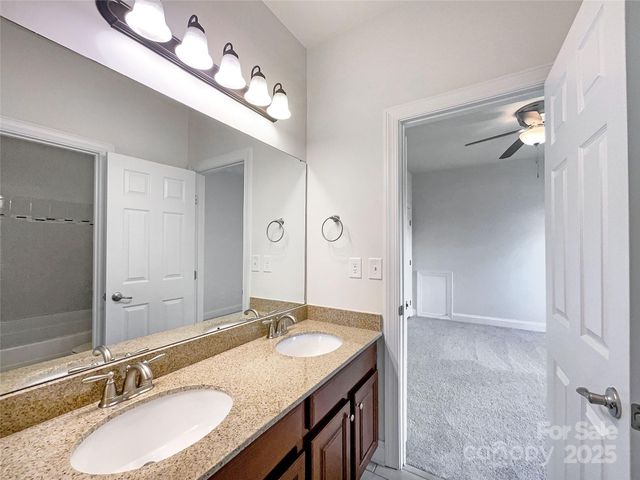 3904 Hounslow Lane, Harrisburg, NC 28075