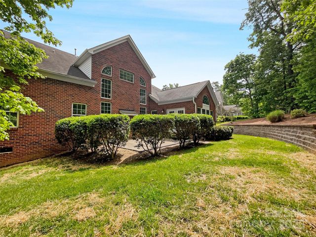 3904 Hounslow Lane, Harrisburg, NC 28075