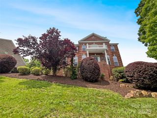 3904 Hounslow Lane, Harrisburg, NC 28075