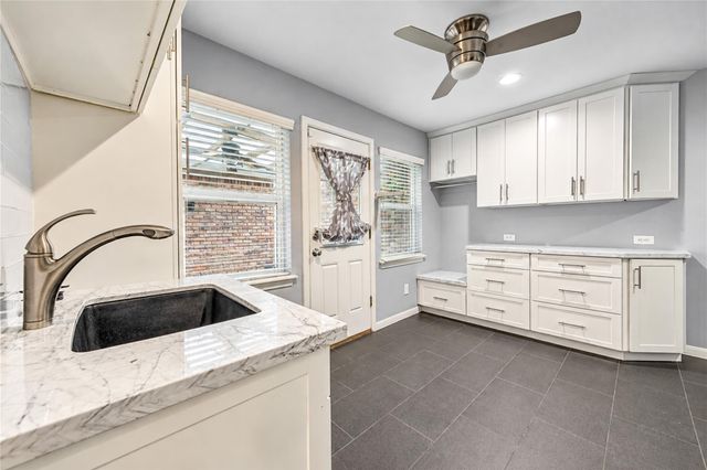 15739 Fleetwood Oaks Drive, Houston, TX 77079