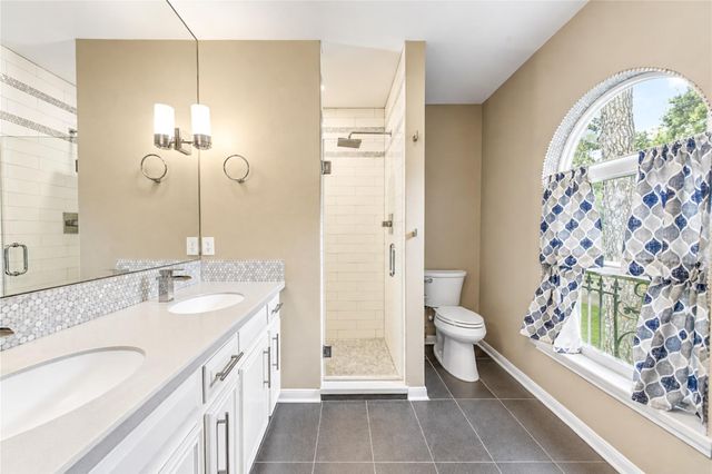 15739 Fleetwood Oaks Drive, Houston, TX 77079