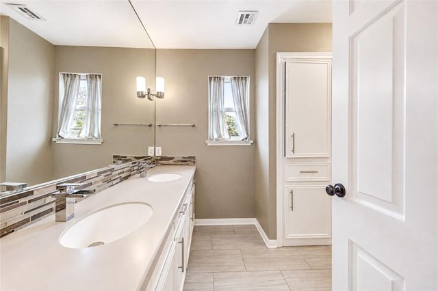 15739 Fleetwood Oaks Drive, Houston, TX 77079