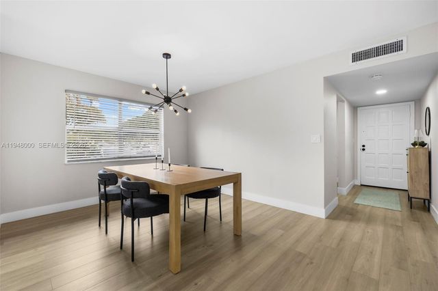 6100 S Falls Cir Dr 101, Lauderhill, FL 33319