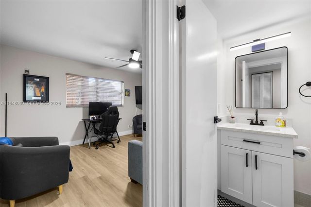 6100 S Falls Cir Dr 101, Lauderhill, FL 33319