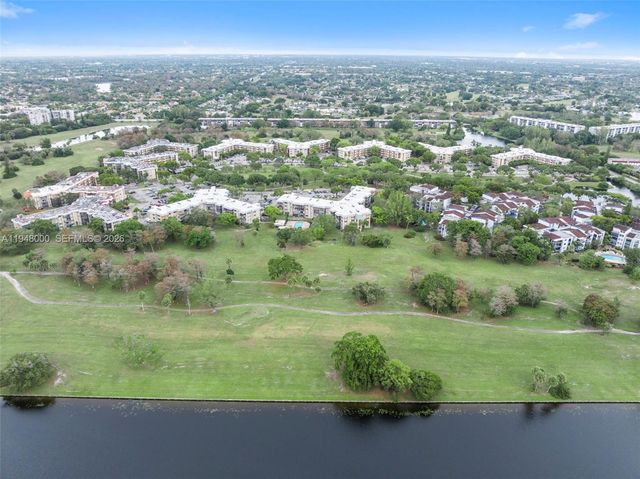 6100 S Falls Cir Dr 101, Lauderhill, FL 33319