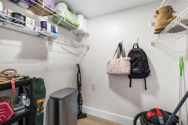 6100 S Falls Cir Dr 101, Lauderhill, FL 33319