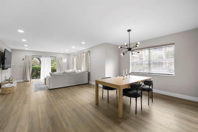 6100 S Falls Cir Dr 101, Lauderhill, FL 33319