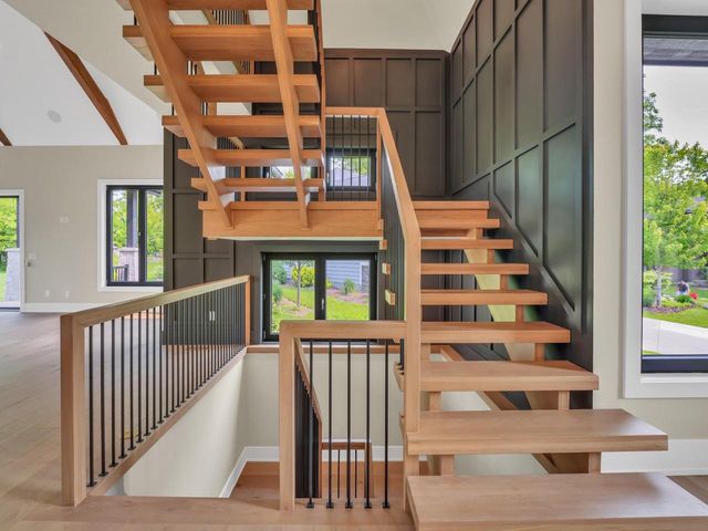 525 Maple STREET, Lake Geneva, WI 53147