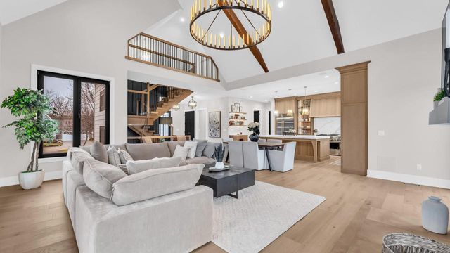 525 Maple STREET, Lake Geneva, WI 53147