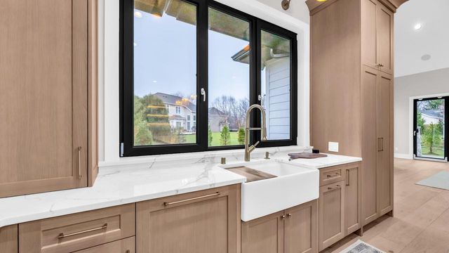 525 Maple STREET, Lake Geneva, WI 53147