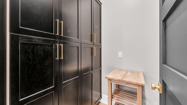 525 Maple STREET, Lake Geneva, WI 53147