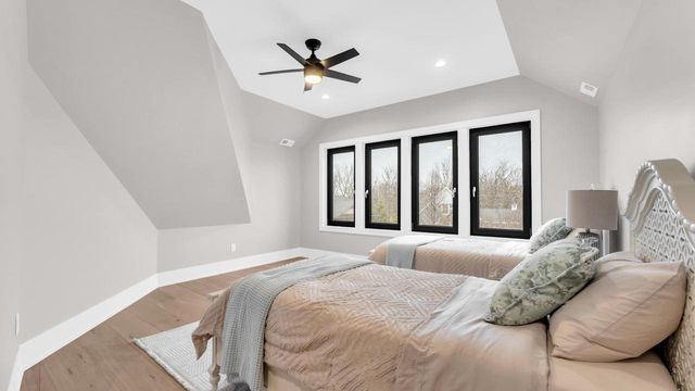 525 Maple STREET, Lake Geneva, WI 53147