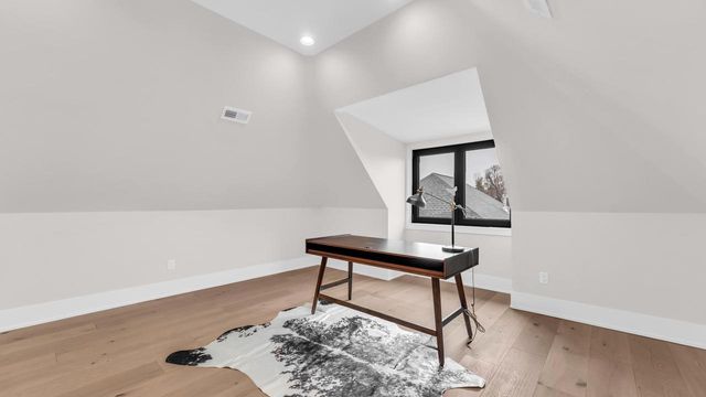 525 Maple STREET, Lake Geneva, WI 53147