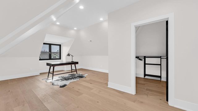 525 Maple STREET, Lake Geneva, WI 53147