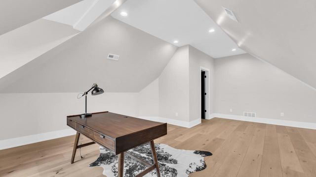 525 Maple STREET, Lake Geneva, WI 53147