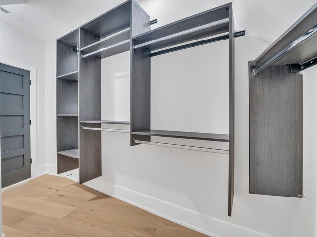 525 Maple STREET, Lake Geneva, WI 53147