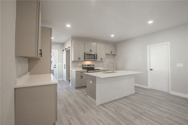 929 E Whitner Street, Anderson, SC 29624