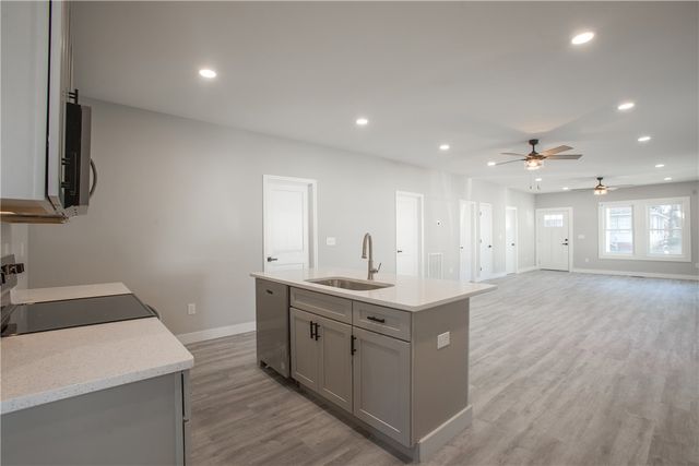 929 E Whitner Street, Anderson, SC 29624