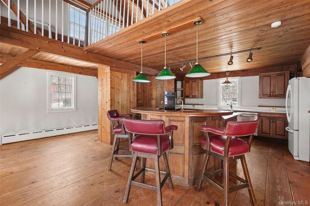 25 Greenwich Road, Bedford, NY 10506