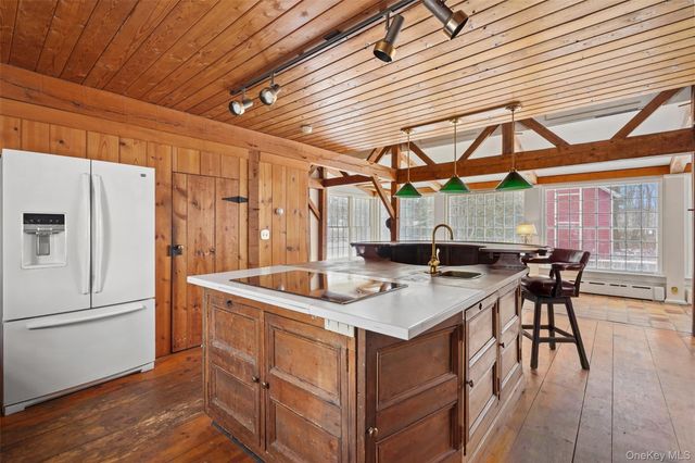 25 Greenwich Road, Bedford, NY 10506