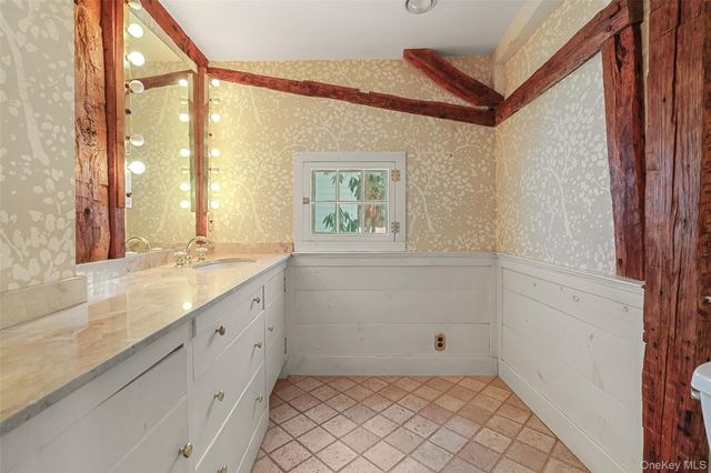 25 Greenwich Road, Bedford, NY 10506