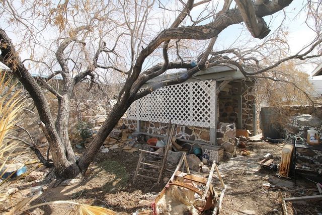 1233 Desert Drive, Needles, CA 92363