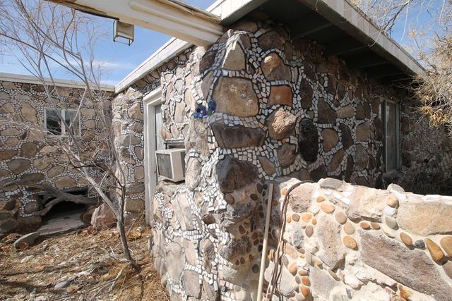 1233 Desert Drive, Needles, CA 92363