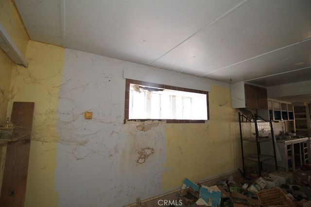 1233 Desert Drive, Needles, CA 92363