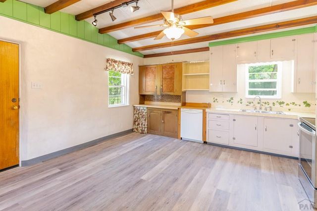 4140 Goodnight Ave, Pueblo, CO 81005