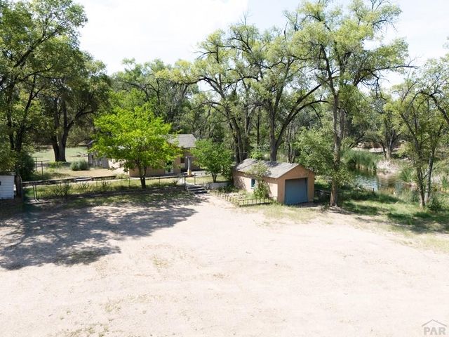 4140 Goodnight Ave, Pueblo, CO 81005