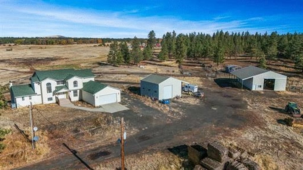 19915 S Ritchey Rd, Cheney, WA 99004