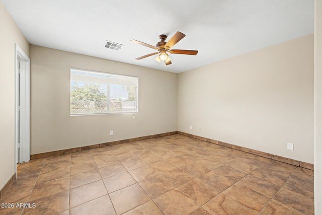 966 E GRAHAM Lane, Apache Junction, AZ 85119