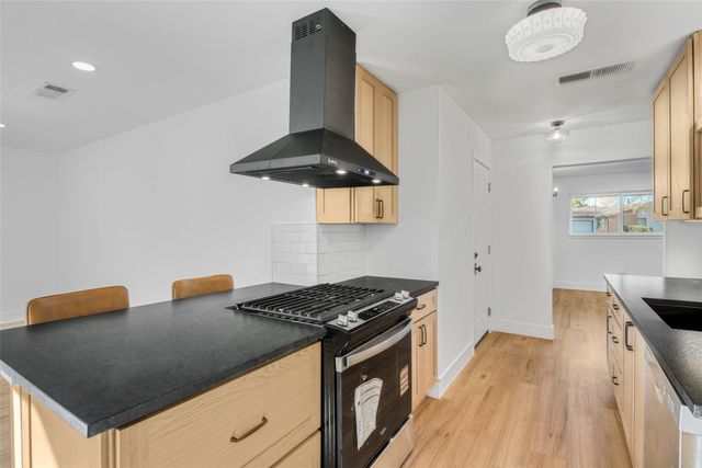 116 Donald Drive, Hurst, TX 76053