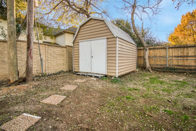 116 Donald Drive, Hurst, TX 76053