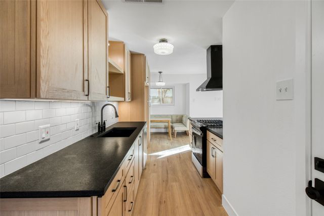 116 Donald Drive, Hurst, TX 76053