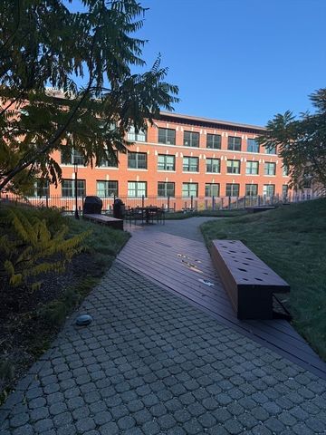 141 Dorchester Ave 307, Boston, MA 02127