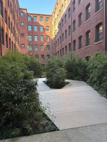 141 Dorchester Ave 307, Boston, MA 02127