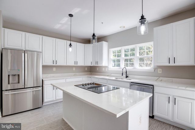 404 S PARROT DR, Fort Washington, MD 20744