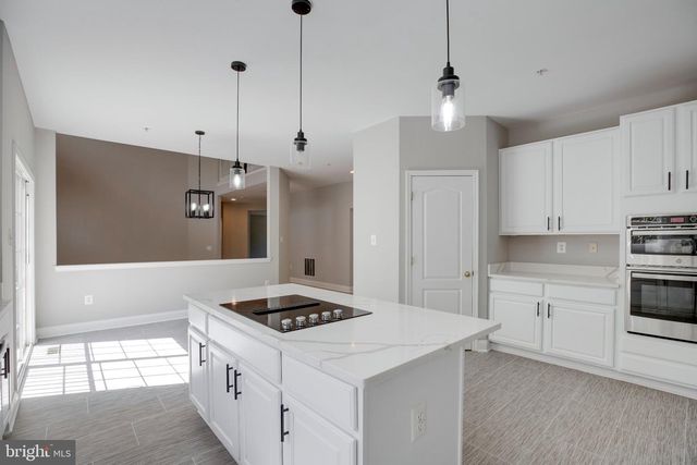 404 S PARROT DR, Fort Washington, MD 20744