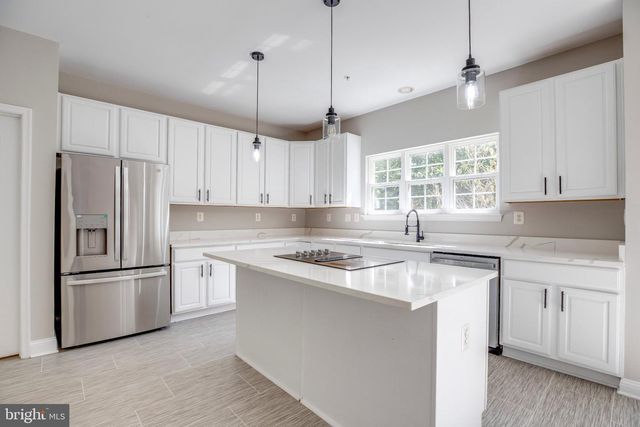404 S PARROT DR, Fort Washington, MD 20744