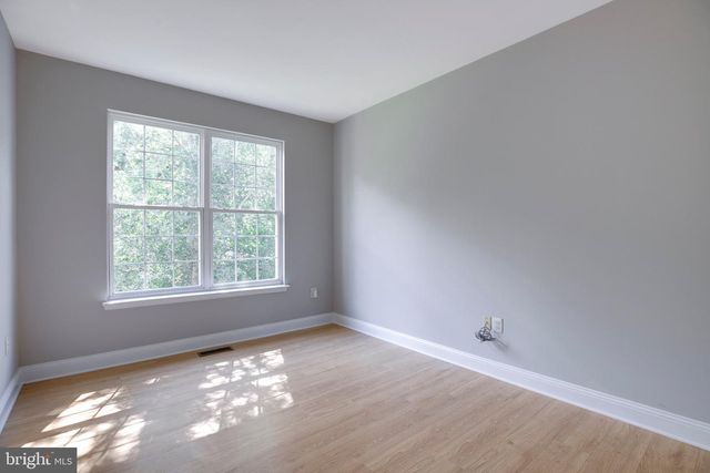 404 S PARROT DR, Fort Washington, MD 20744
