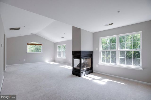 404 S PARROT DR, Fort Washington, MD 20744