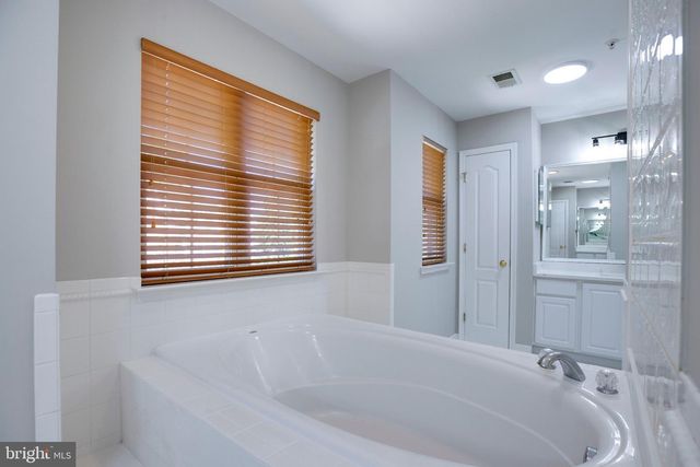 404 S PARROT DR, Fort Washington, MD 20744