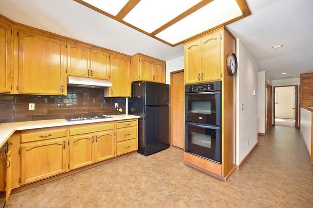 74 Greenbrier Dr, Oroville, CA 95966