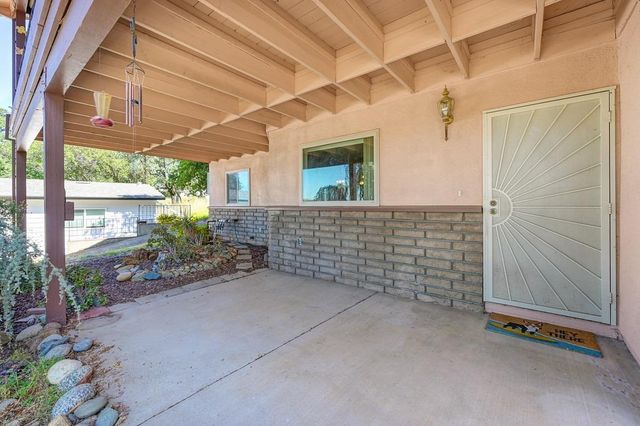74 Greenbrier Dr, Oroville, CA 95966
